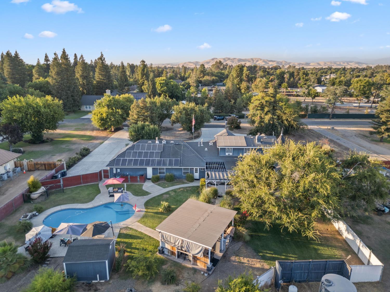 7177 E Fir Ave, Clovis, CA 93619