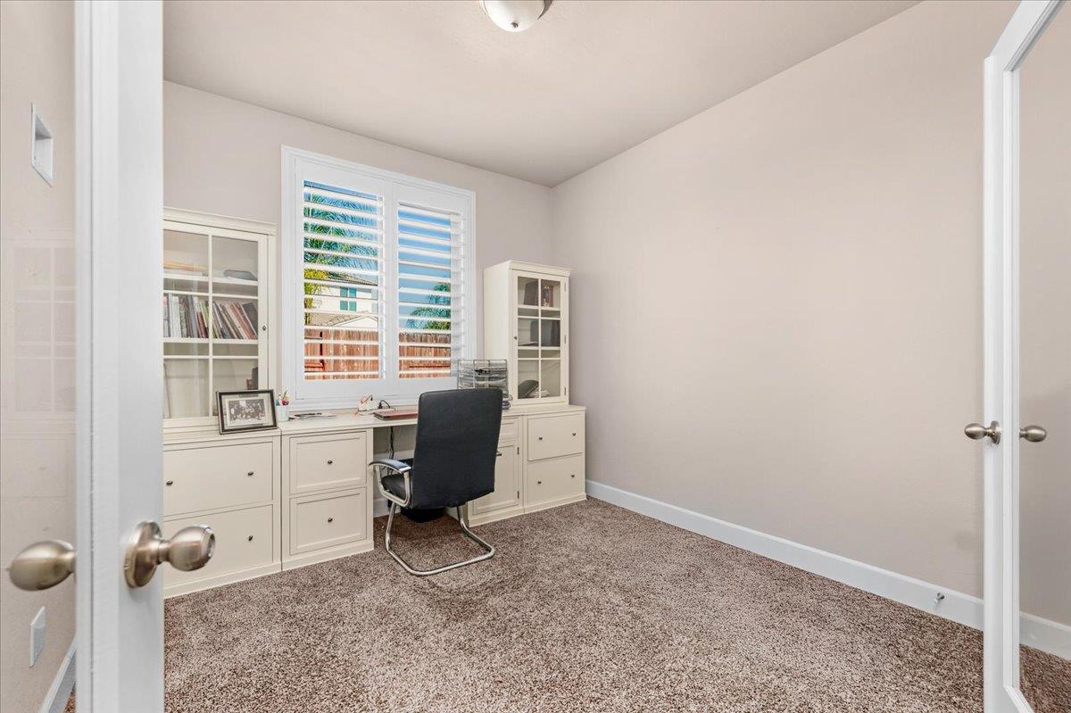 3833 Hannah Ln, Clovis, CA 93619