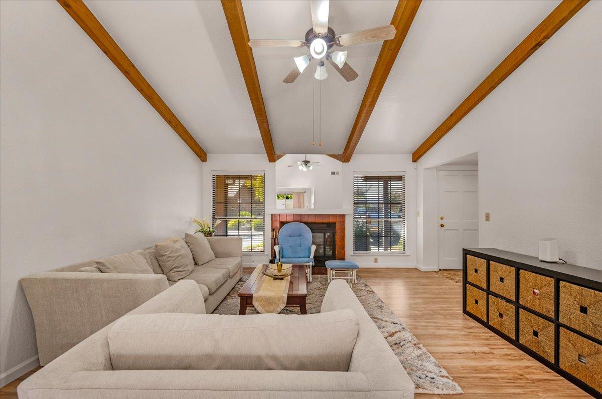 1541 E Fairmont Ave #103, Fresno, CA 93704