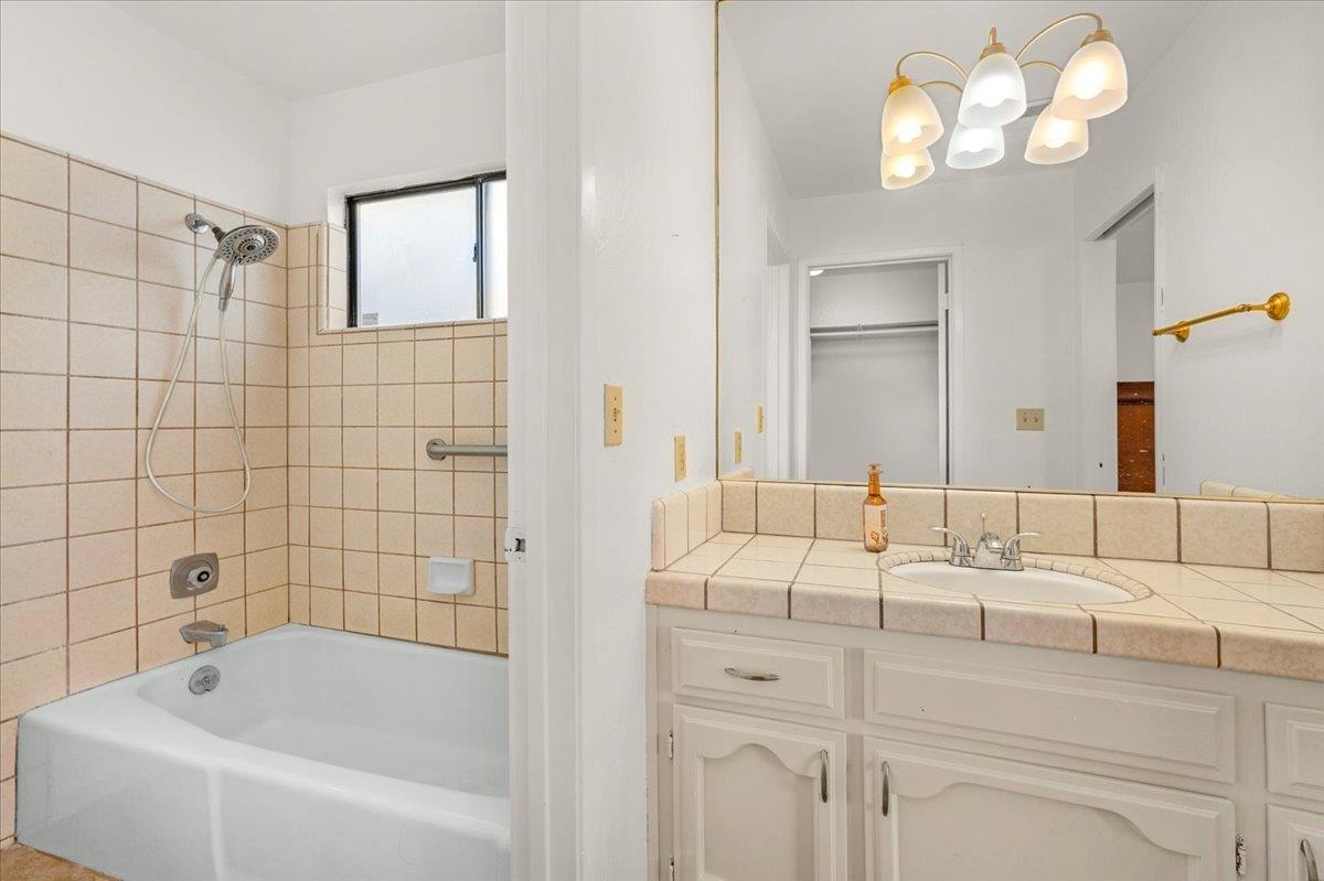 1541 E Fairmont Ave #103, Fresno, CA 93704