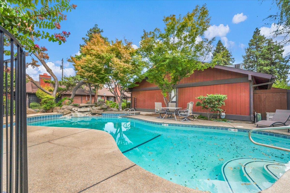 1541 E Fairmont Ave #103, Fresno, CA 93704