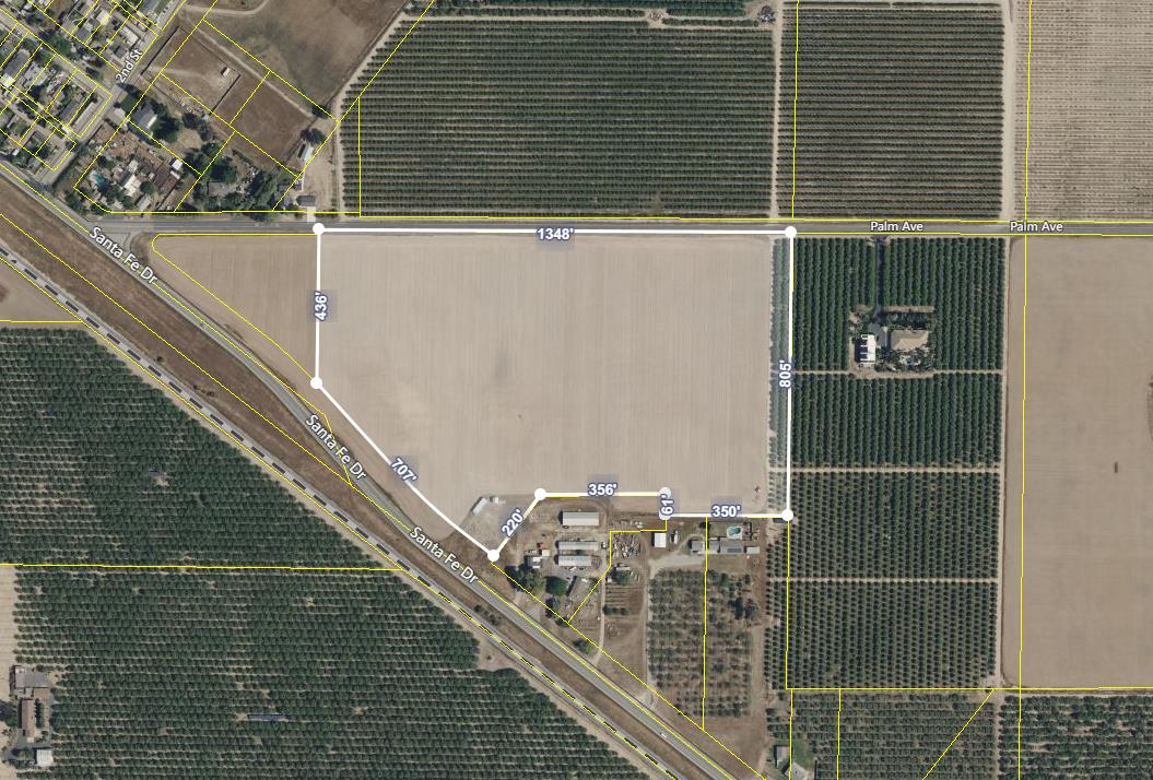 9895 Palm Ave, Winton, CA 95388