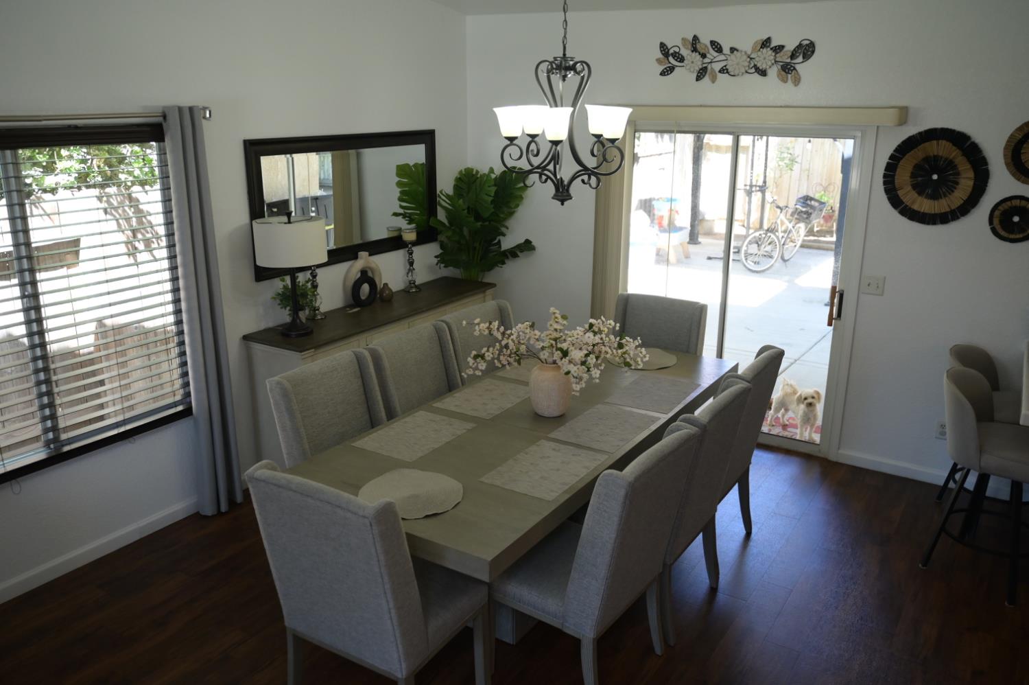 105 Cedar Ct, Chowchilla, CA 93610