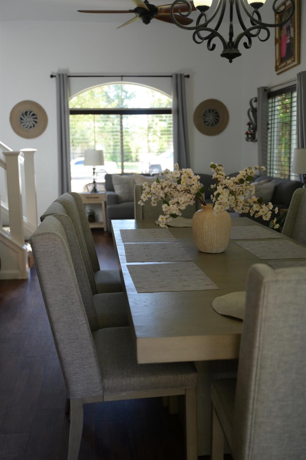 105 Cedar Ct, Chowchilla, CA 93610