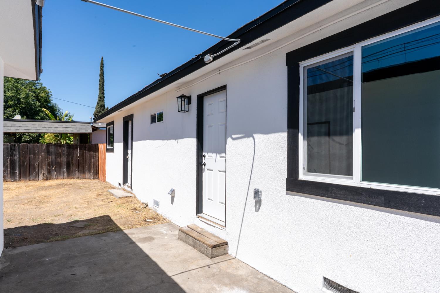 2026 E Simpson, Fresno, CA 93703