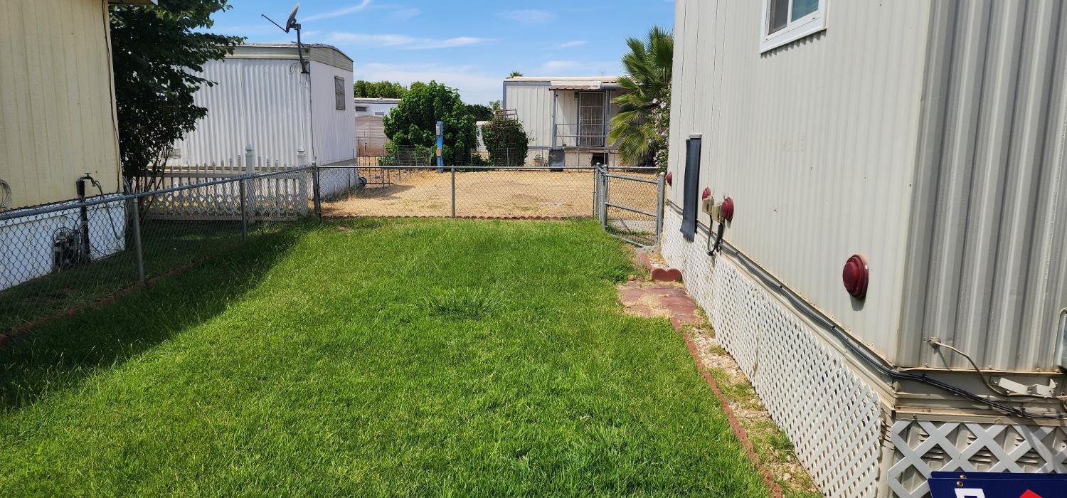 1272 Villa Ave #66, Clovis, CA 93612