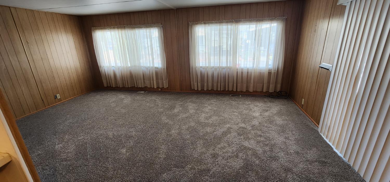 1272 Villa Ave #66, Clovis, CA 93612