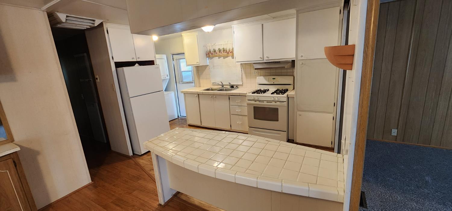 1272 Villa Ave #66, Clovis, CA 93612