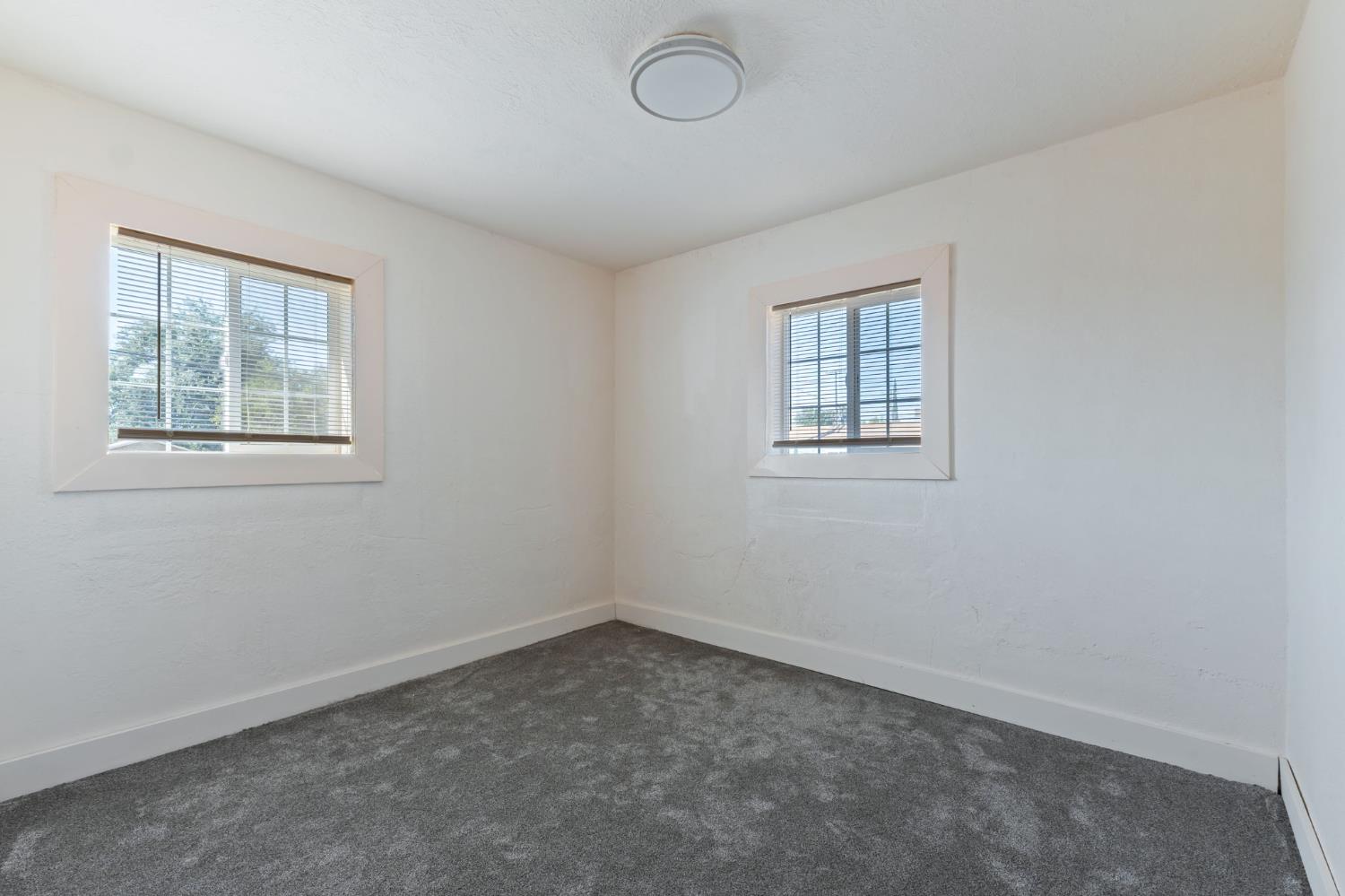 405 S C St, Madera, CA 93638