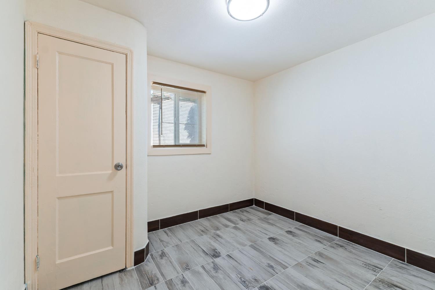 405 S C St, Madera, CA 93638