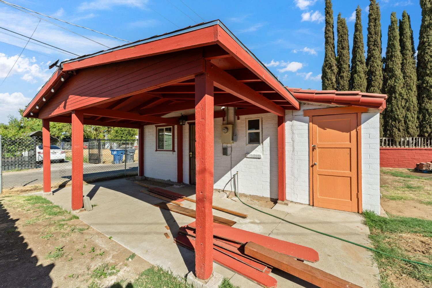 405 S C St, Madera, CA 93638