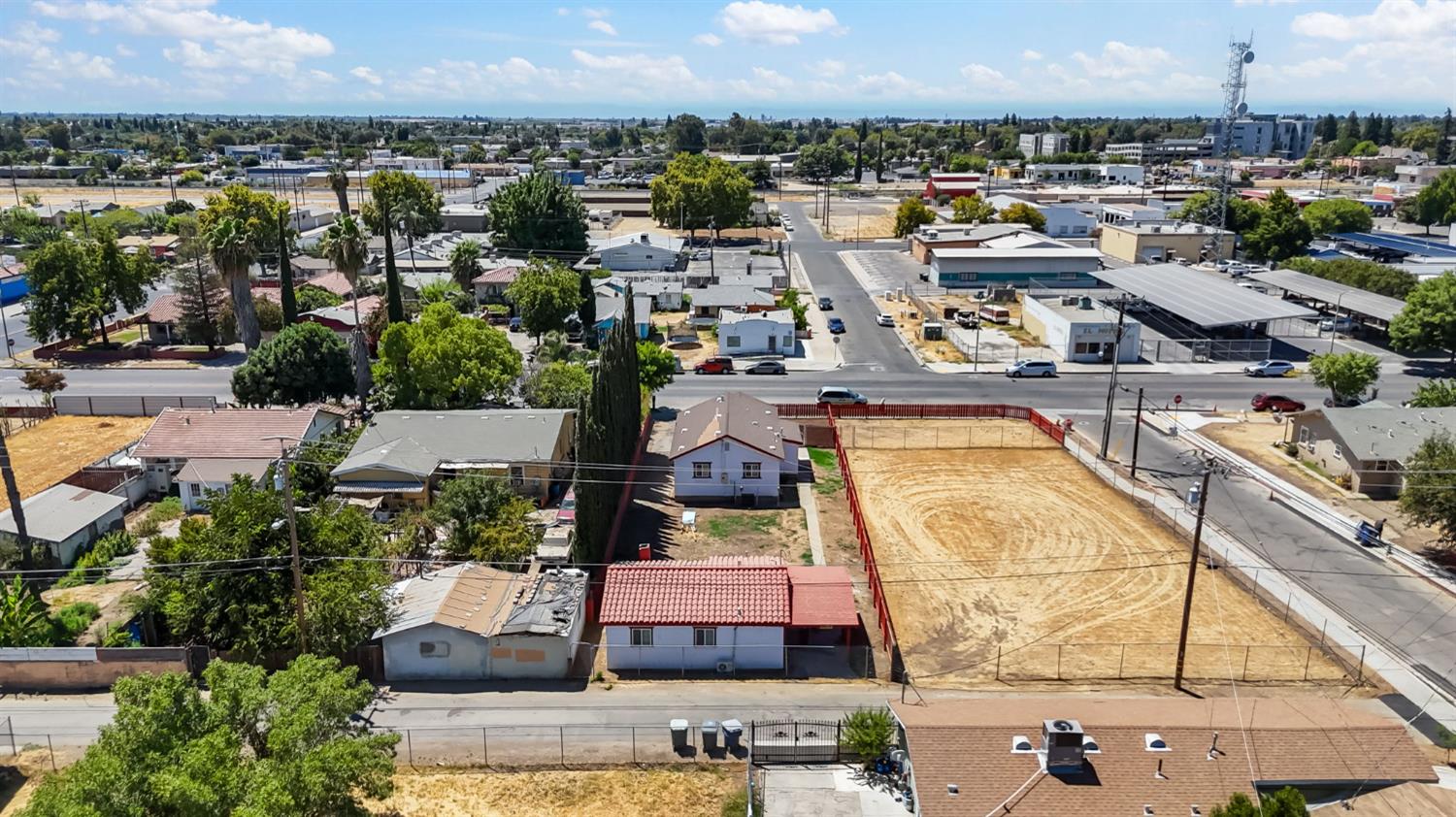 405 S C St, Madera, CA 93638