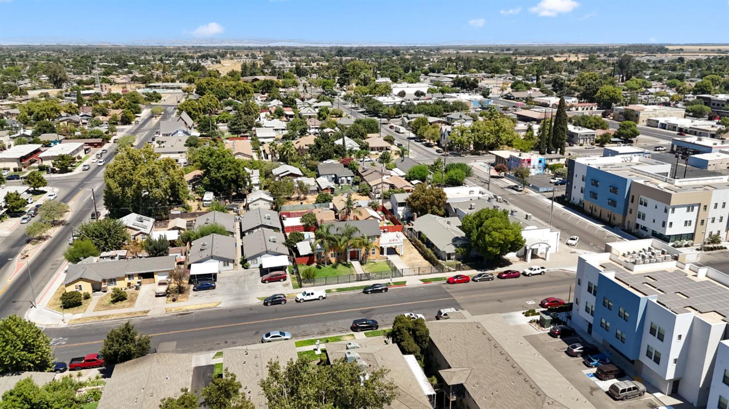 209 N C St, Madera, CA 93638