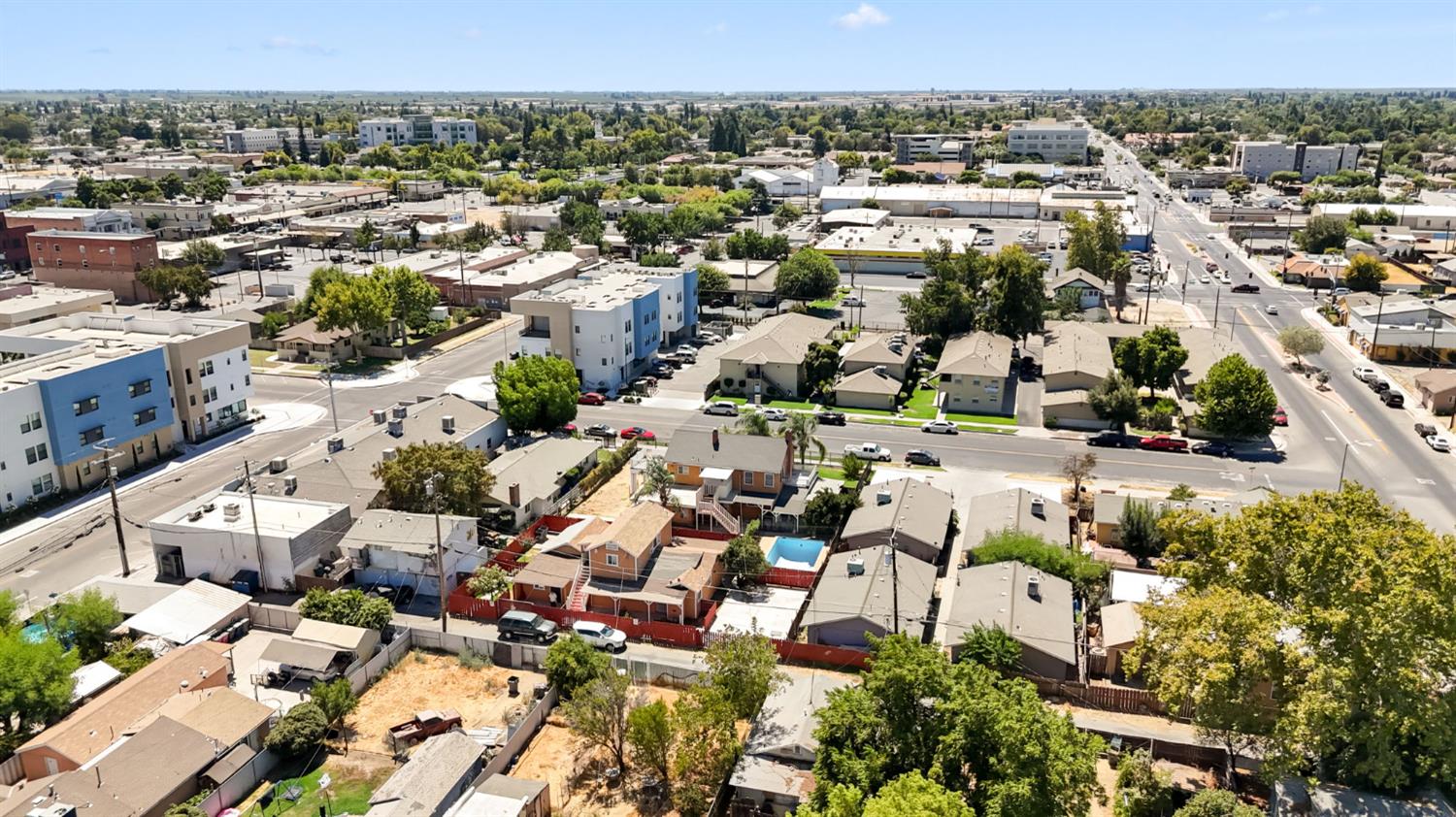 209 N C St, Madera, CA 93638