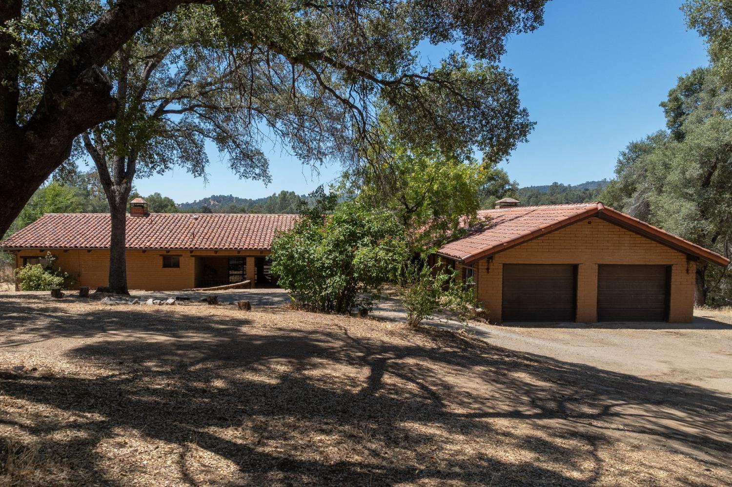3981 Snow Creek Rd, Mariposa, CA 95338