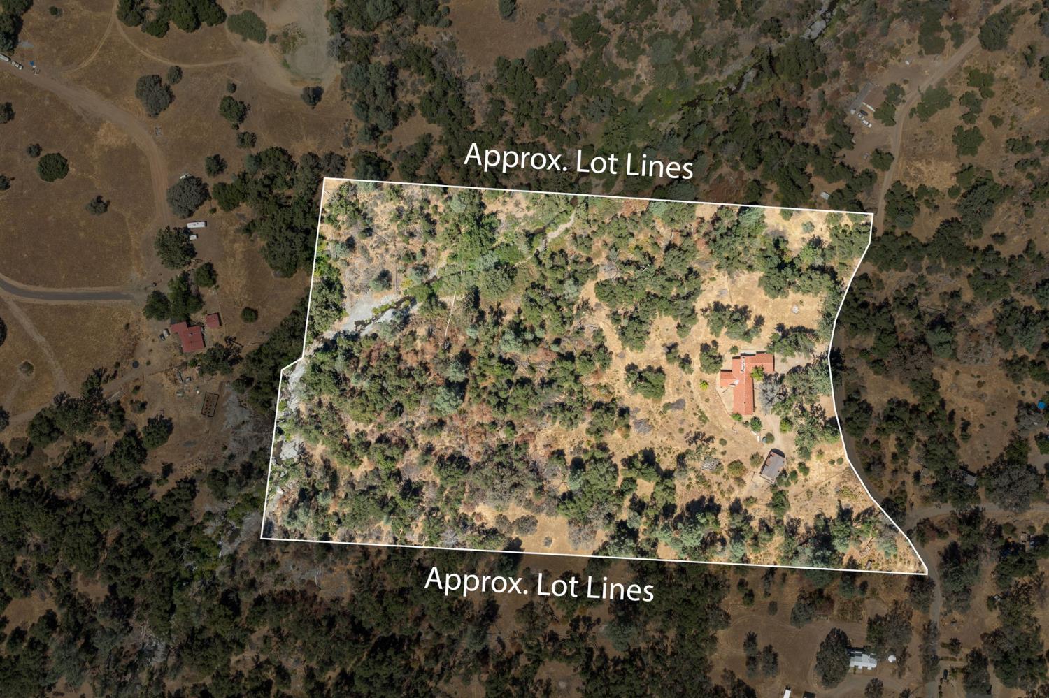 3981 Snow Creek Rd, Mariposa, CA 95338