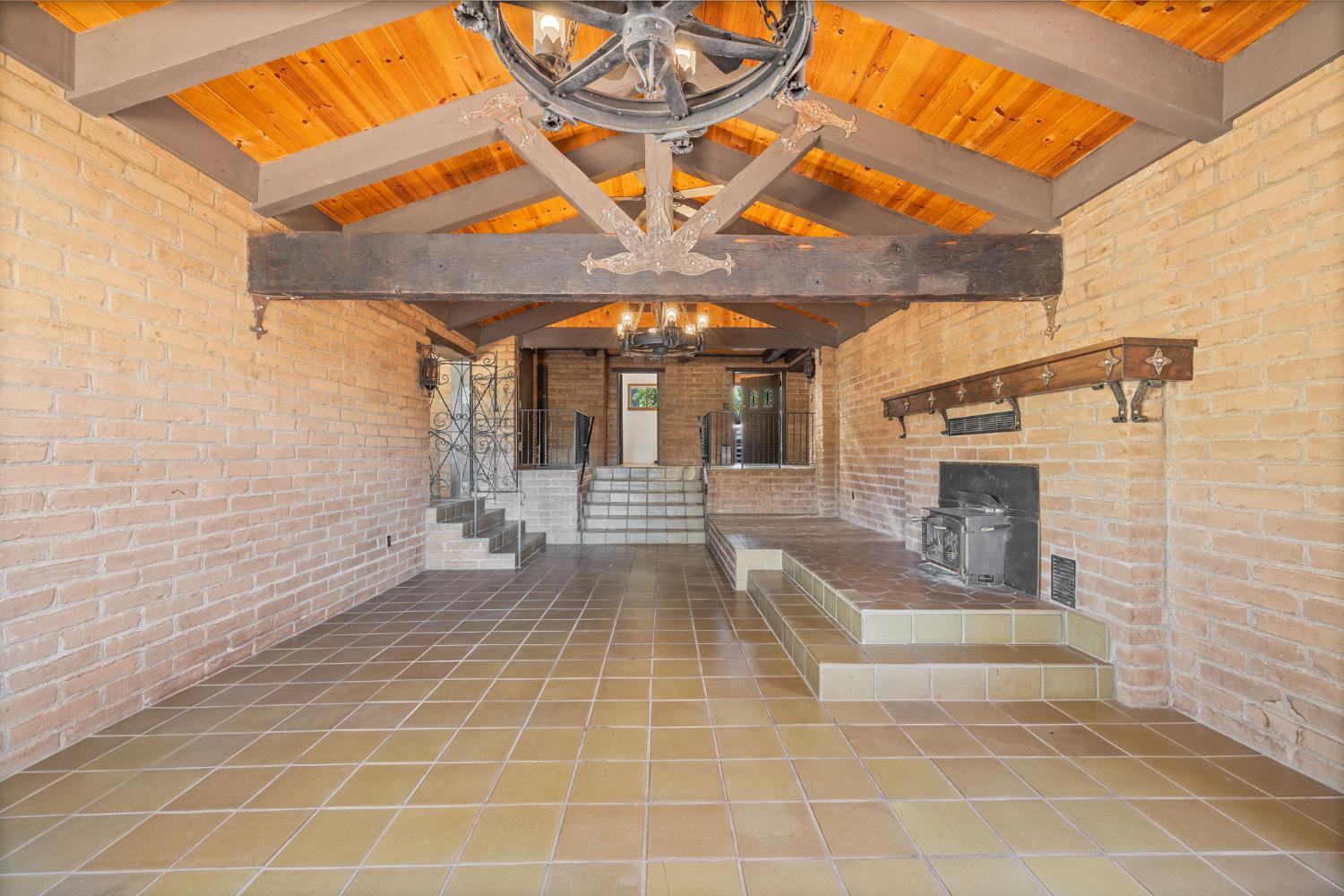 3981 Snow Creek Rd, Mariposa, CA 95338