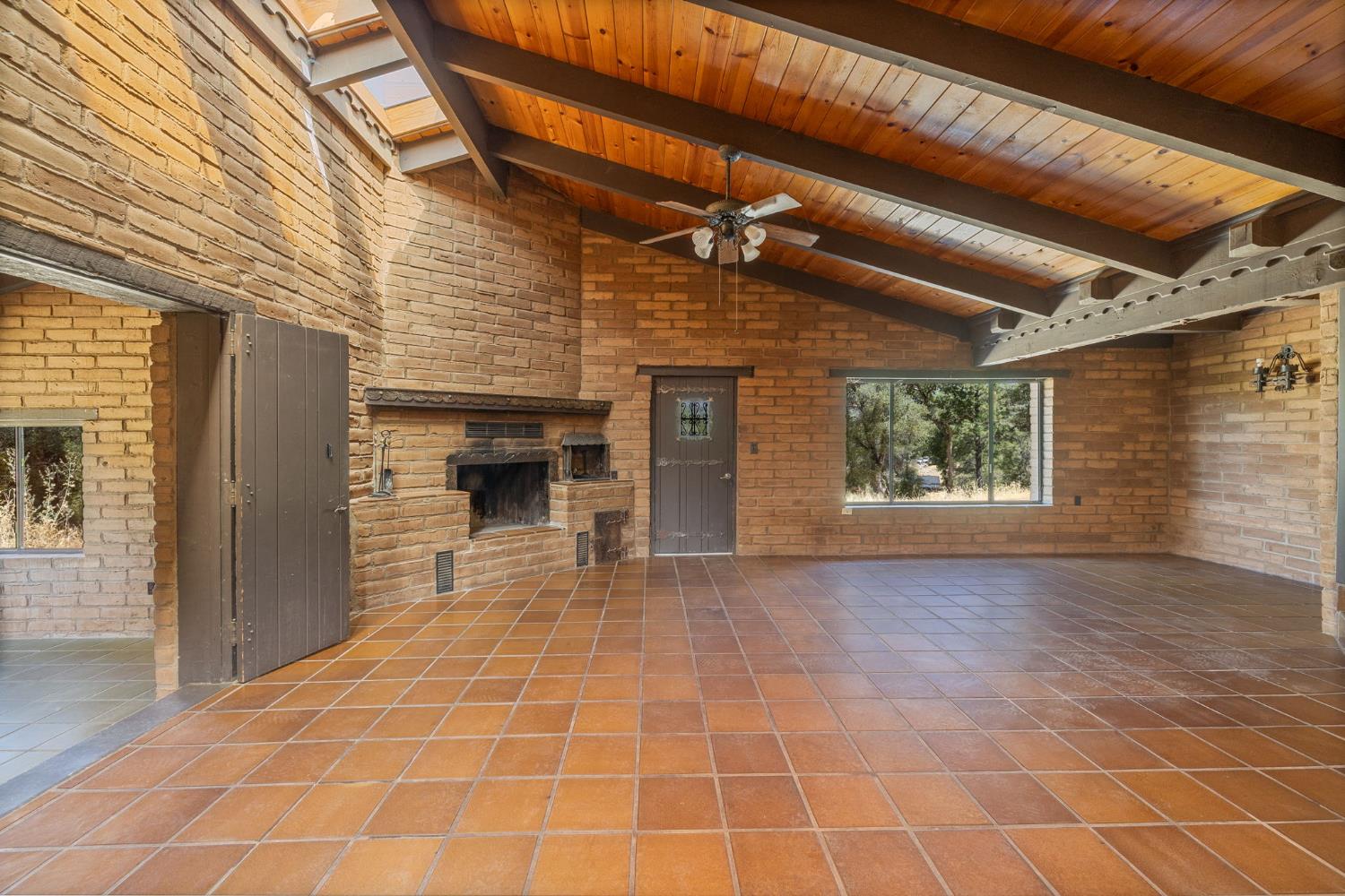 3981 Snow Creek Rd, Mariposa, CA 95338