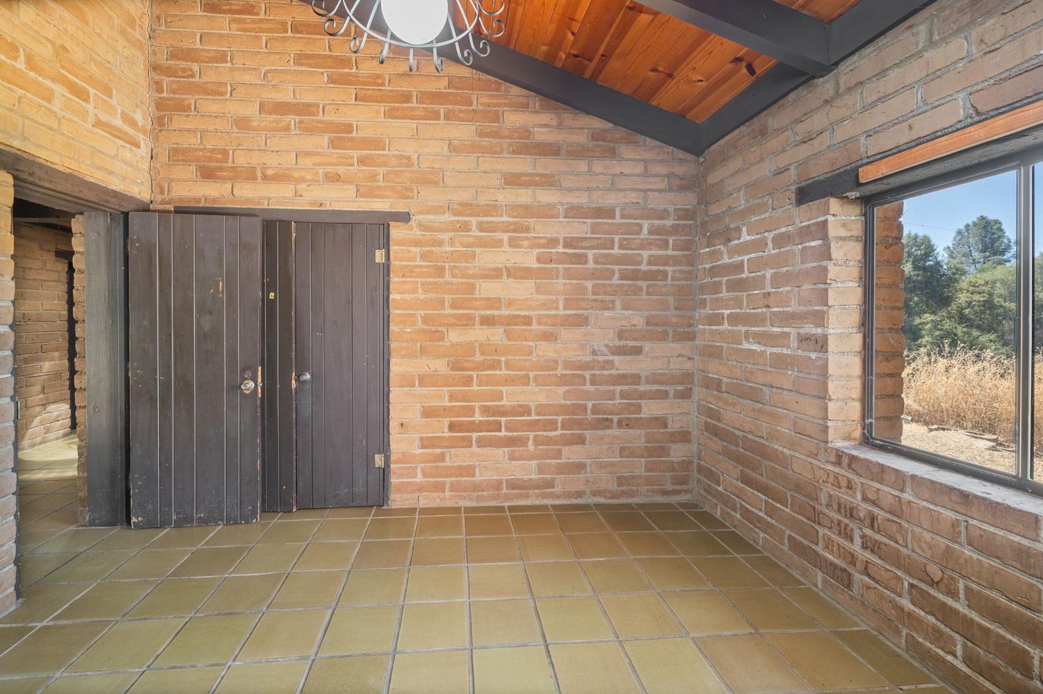 3981 Snow Creek Rd, Mariposa, CA 95338