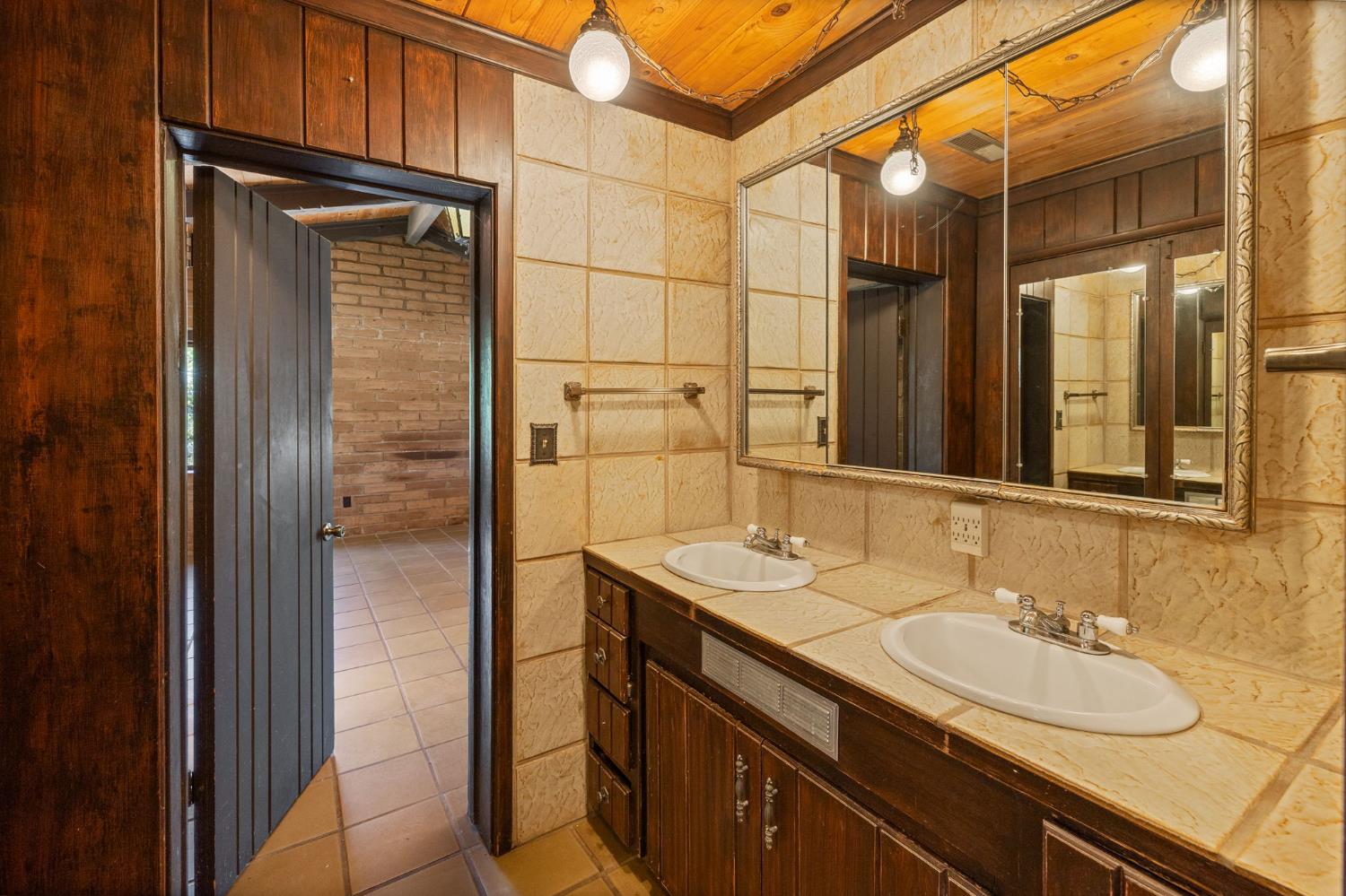 3981 Snow Creek Rd, Mariposa, CA 95338