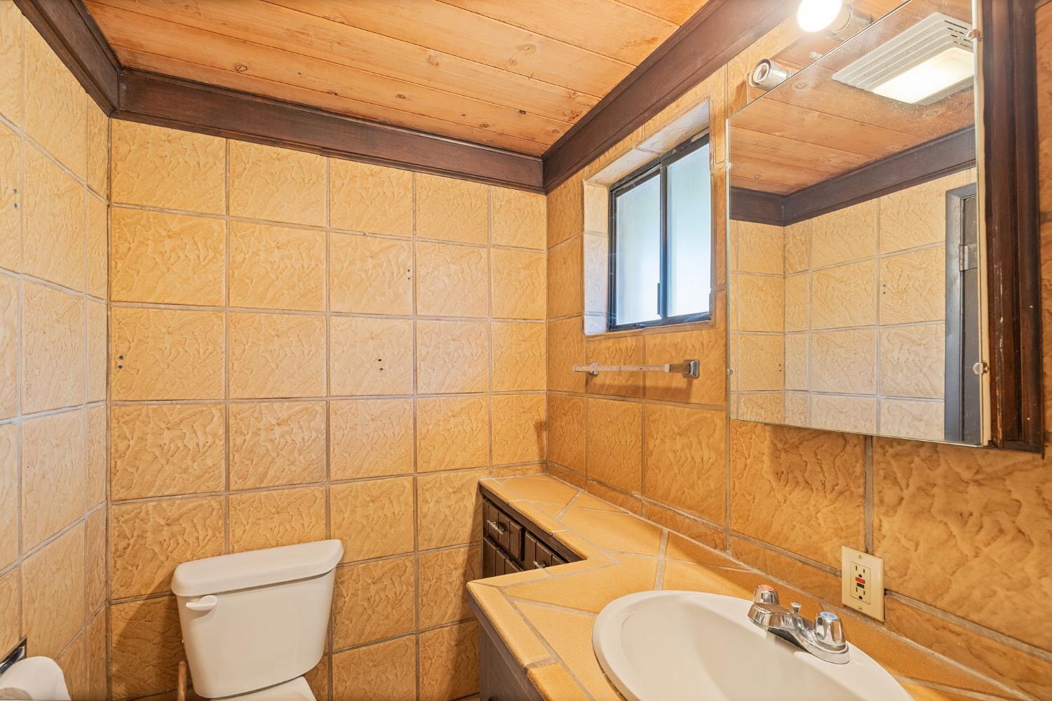 3981 Snow Creek Rd, Mariposa, CA 95338