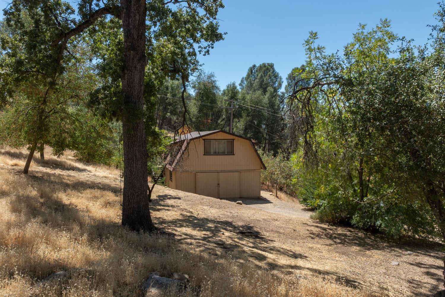 3981 Snow Creek Rd, Mariposa, CA 95338