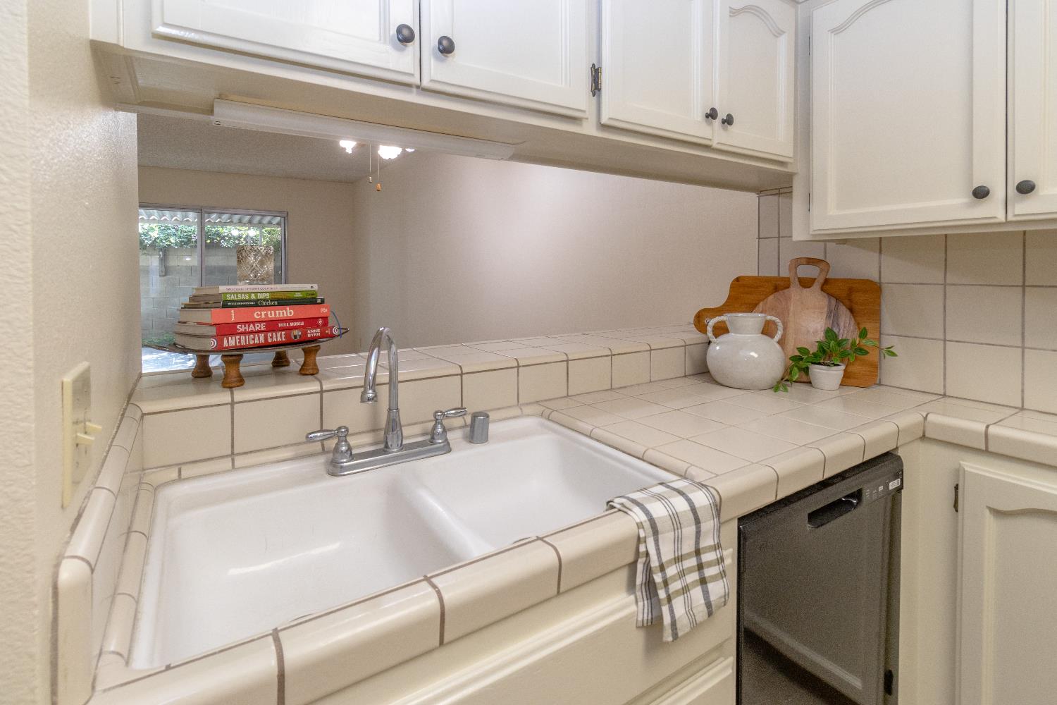 1709 W Calimyrna Ave #9A, Fresno, CA 93711