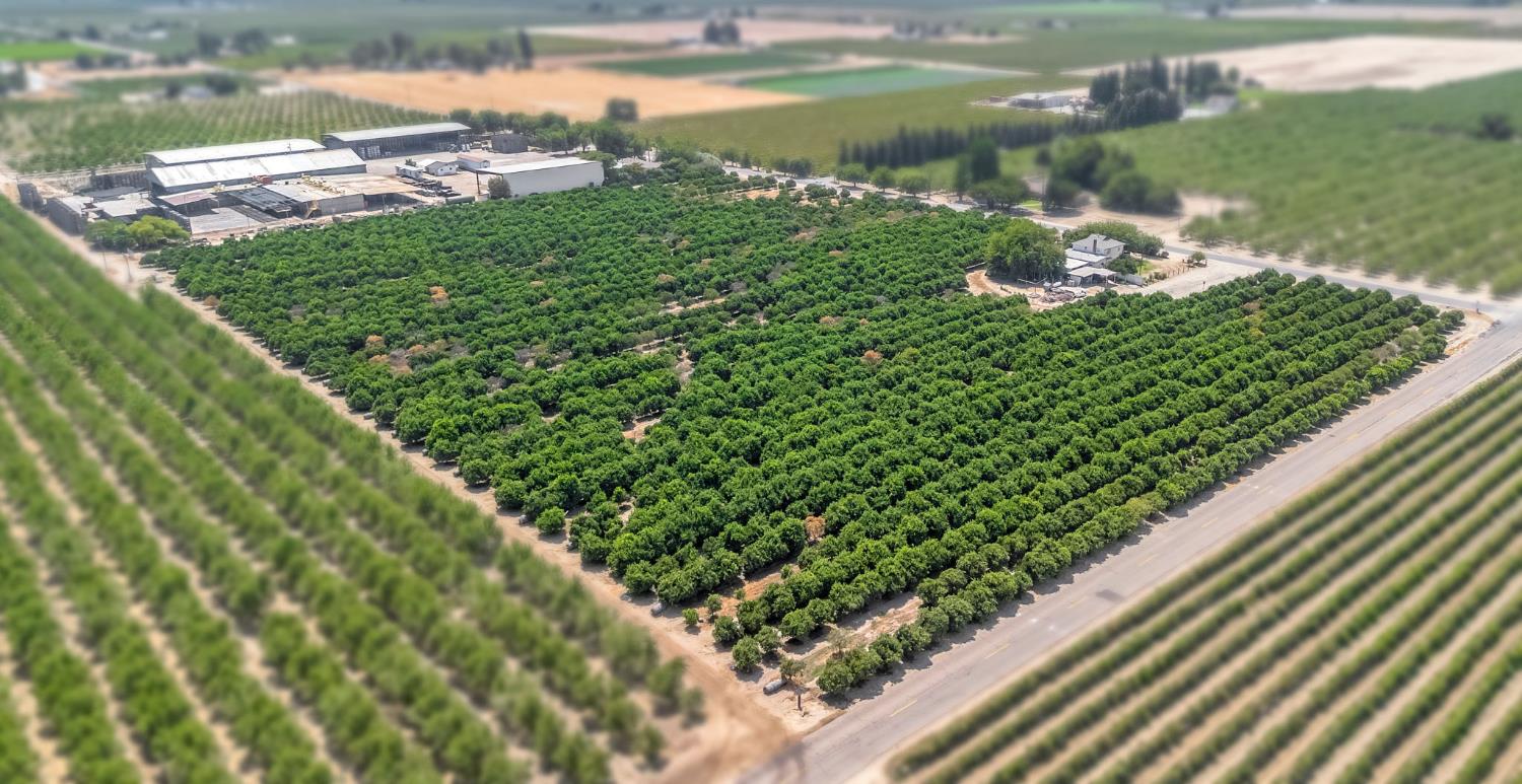 6658 S Peach Ave, Fresno, CA 93725