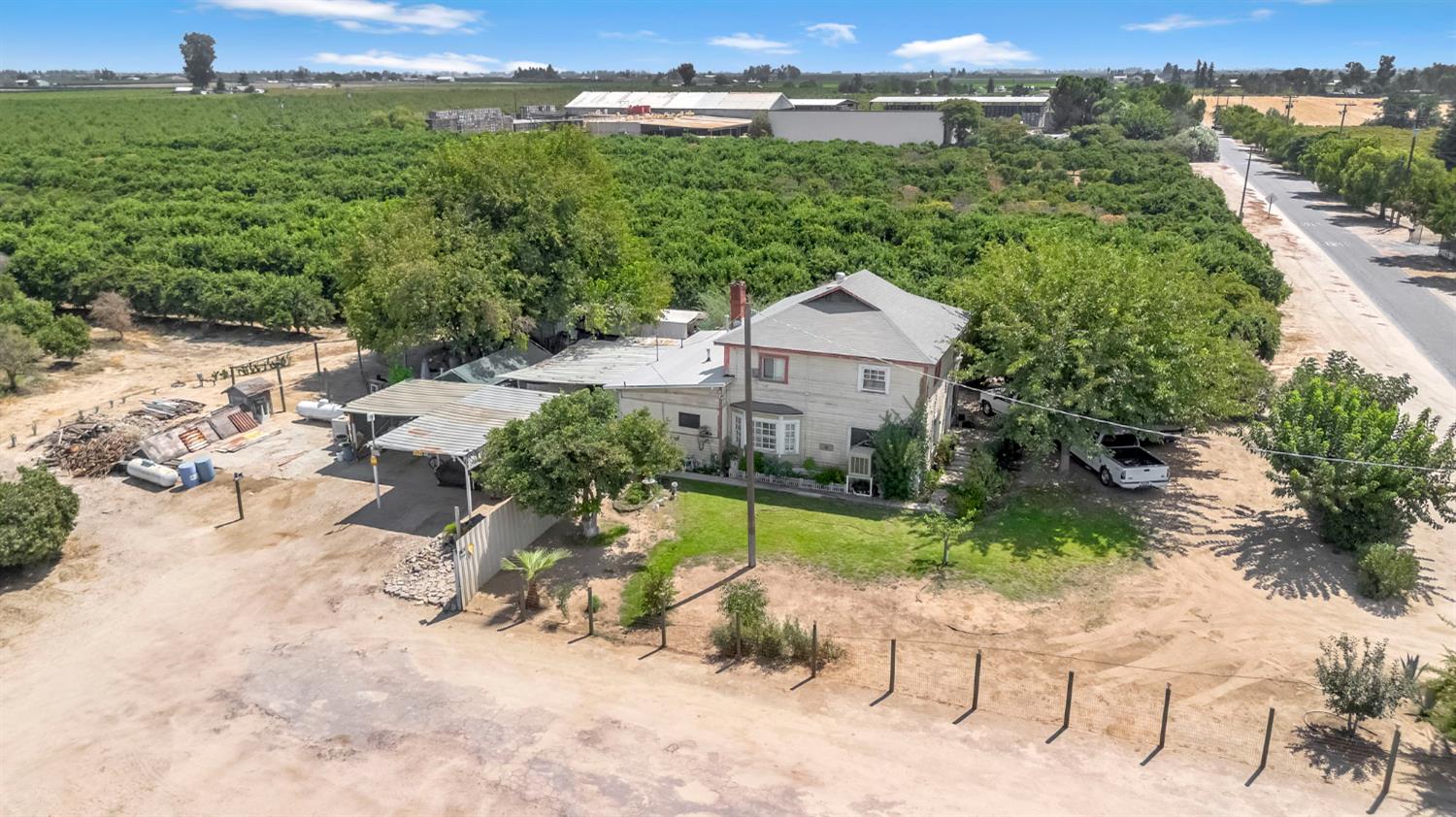 6658 S Peach Ave, Fresno, CA 93725