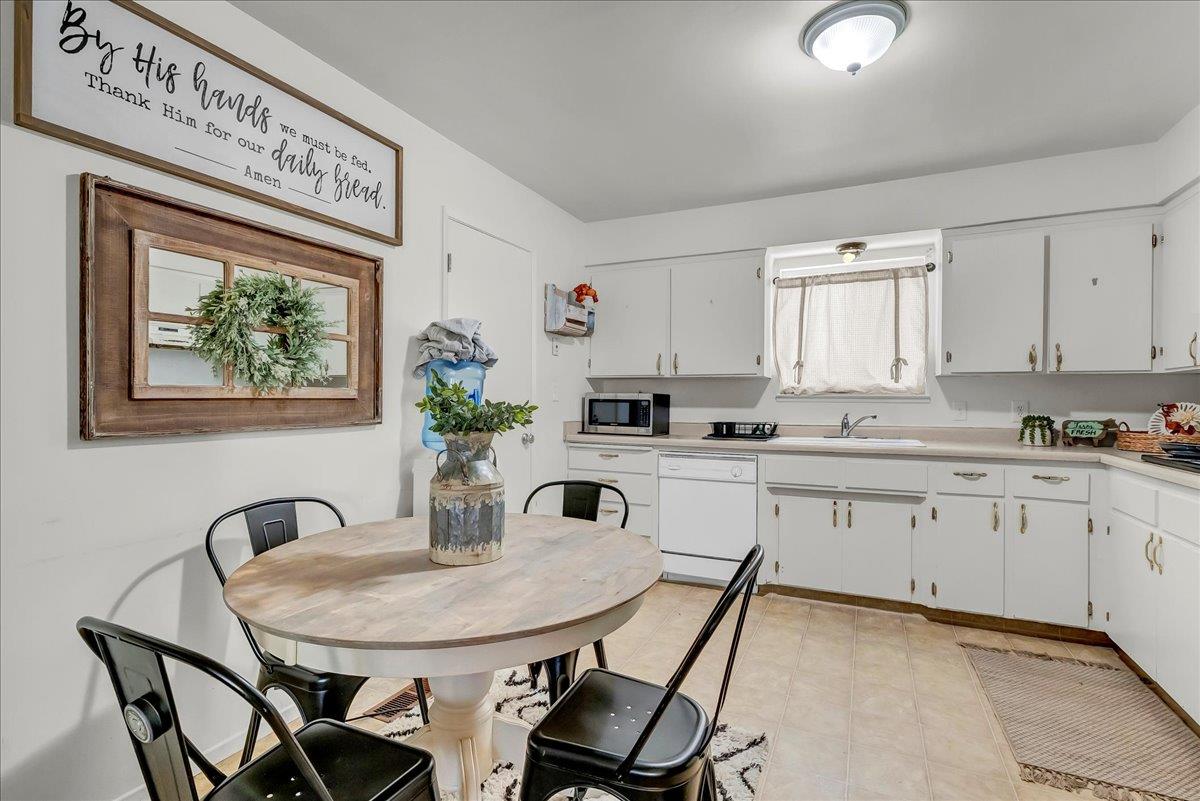 3485 W Stathem St, Riverdale, CA 93656