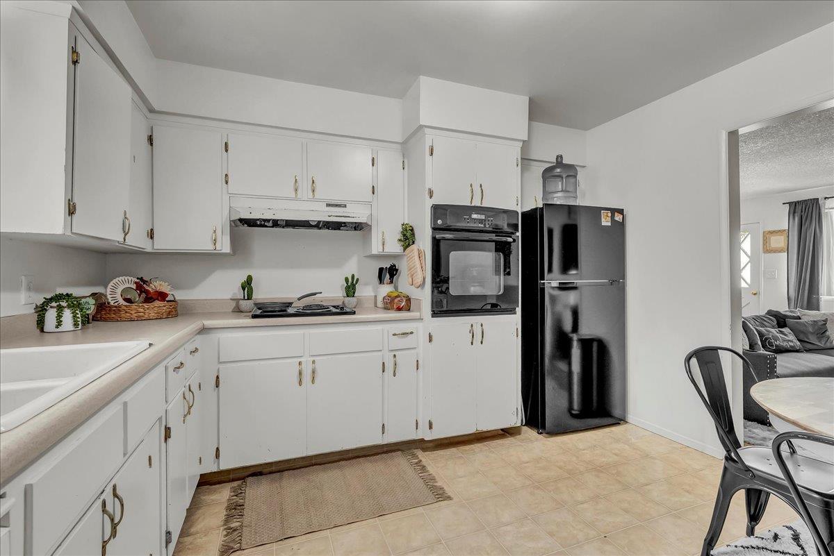 3485 W Stathem St, Riverdale, CA 93656