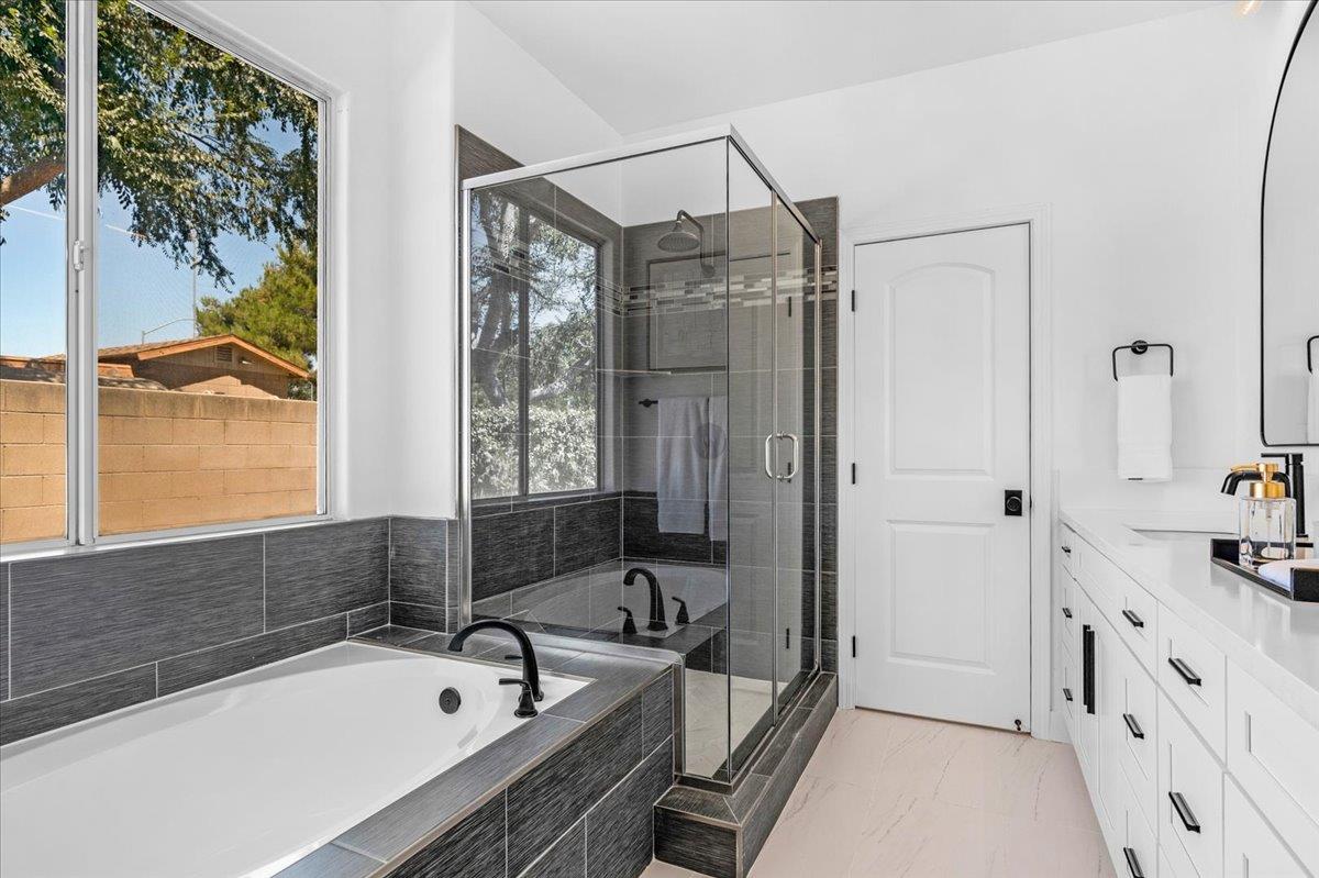 10152 N Meridian Ave, Fresno, CA 93730