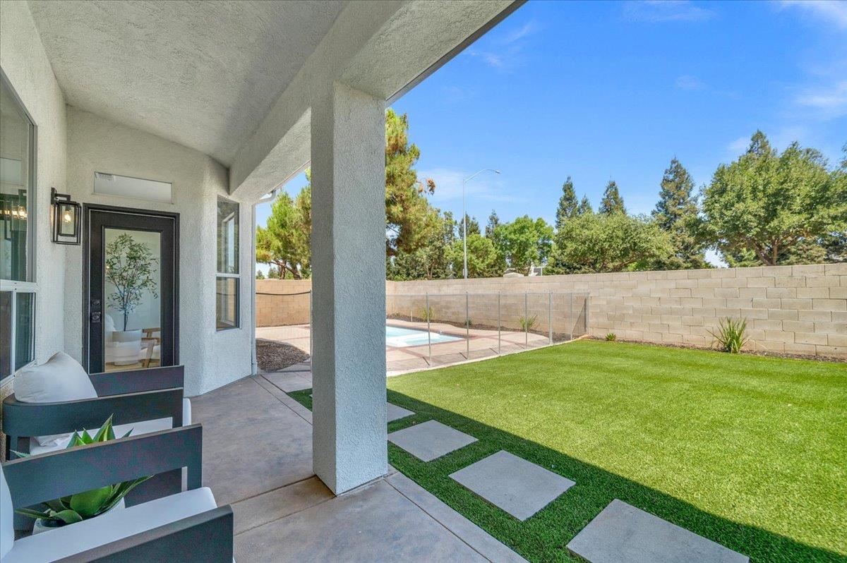 10152 N Meridian Ave, Fresno, CA 93730