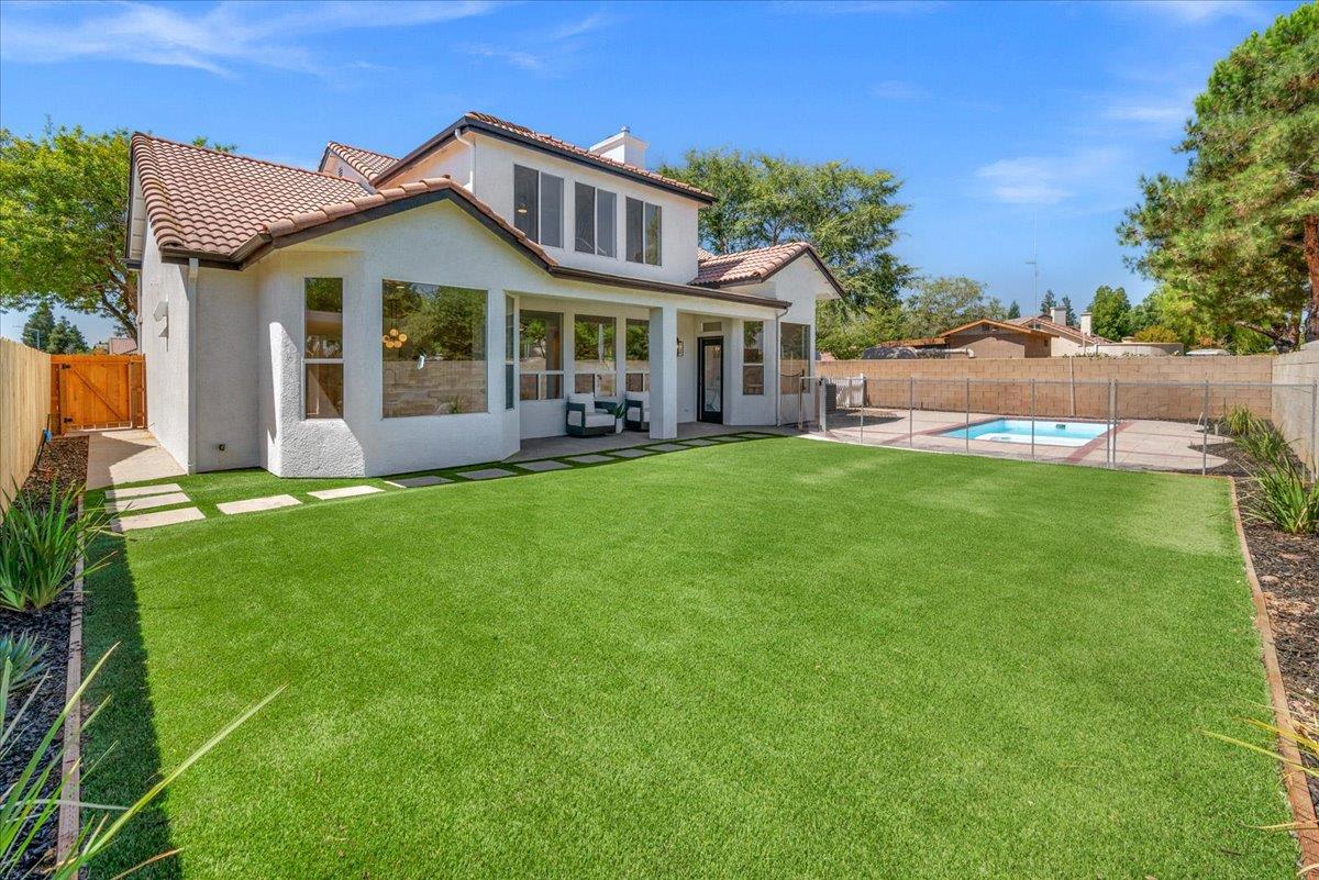 10152 N Meridian Ave, Fresno, CA 93730