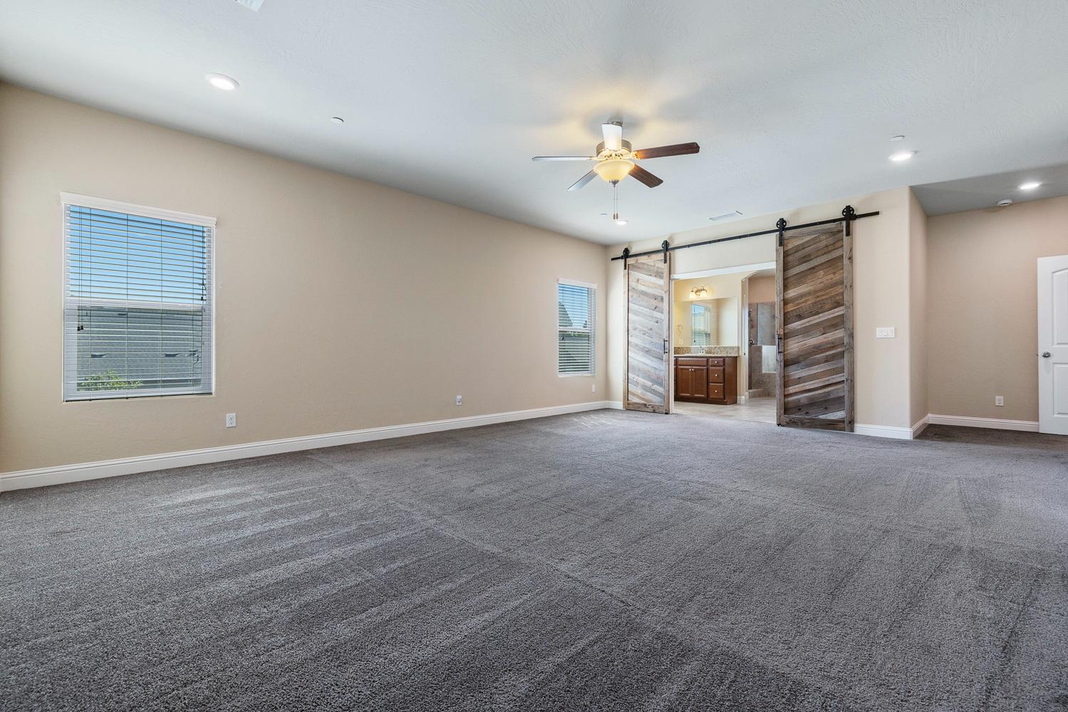 3342 N Carriage Ave, Fresno, CA 93727