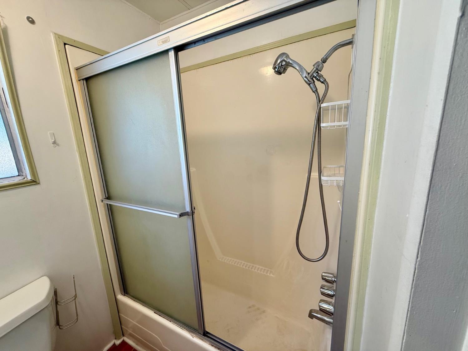 1218 E Cleveland Ave #114, Madera, CA 93638