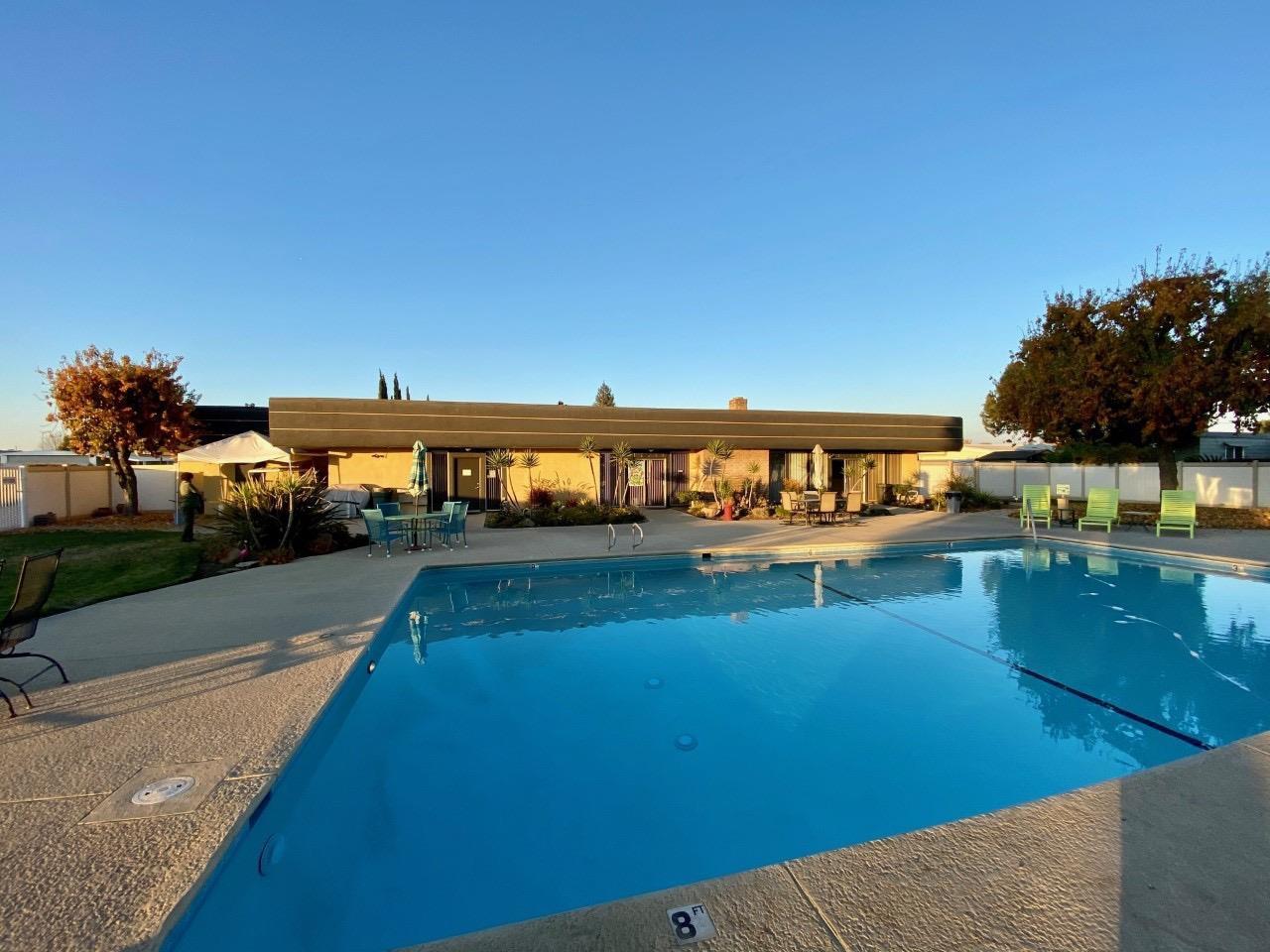 1218 E Cleveland Ave #114, Madera, CA 93638