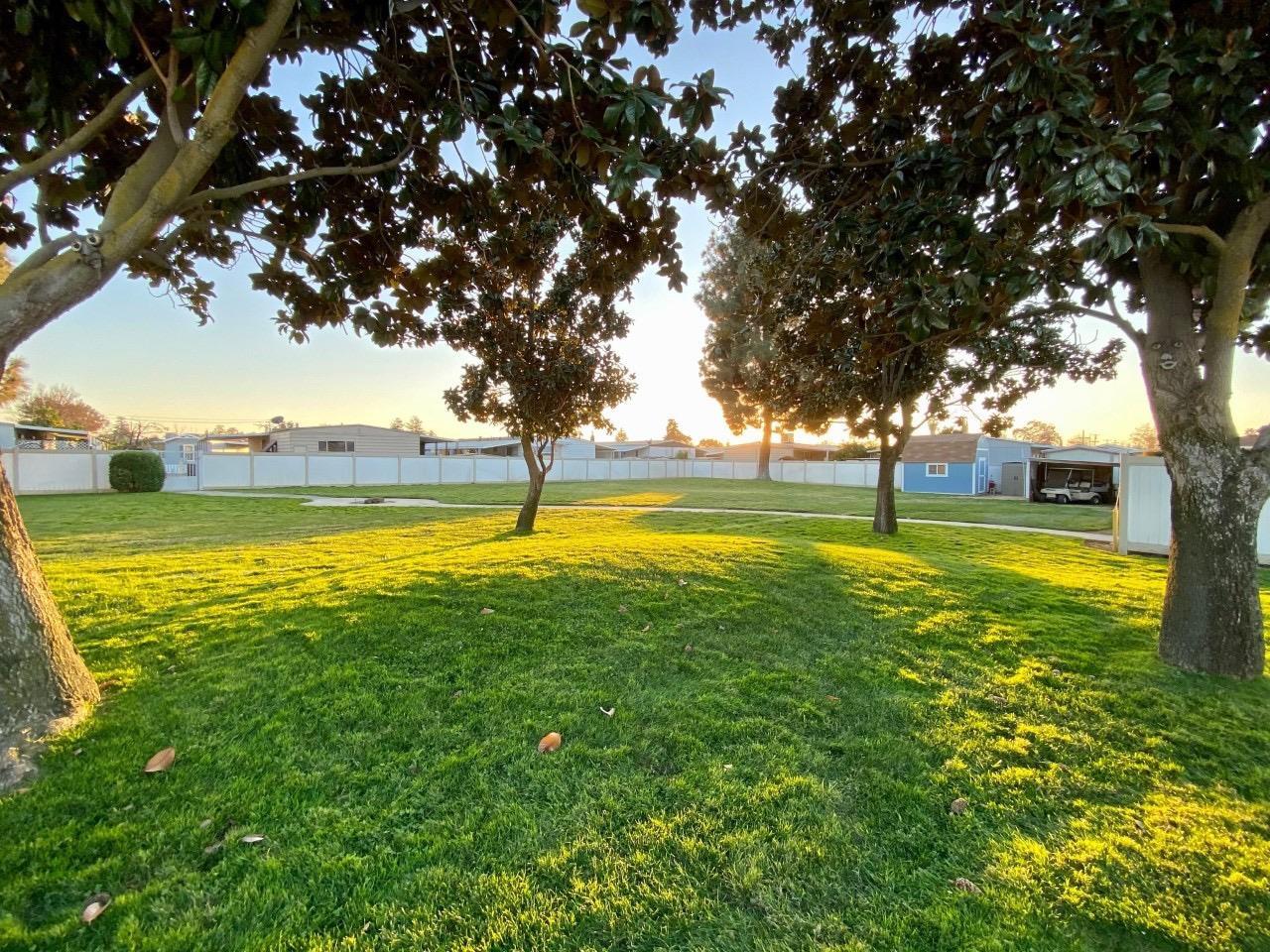 1218 E Cleveland Ave #114, Madera, CA 93638