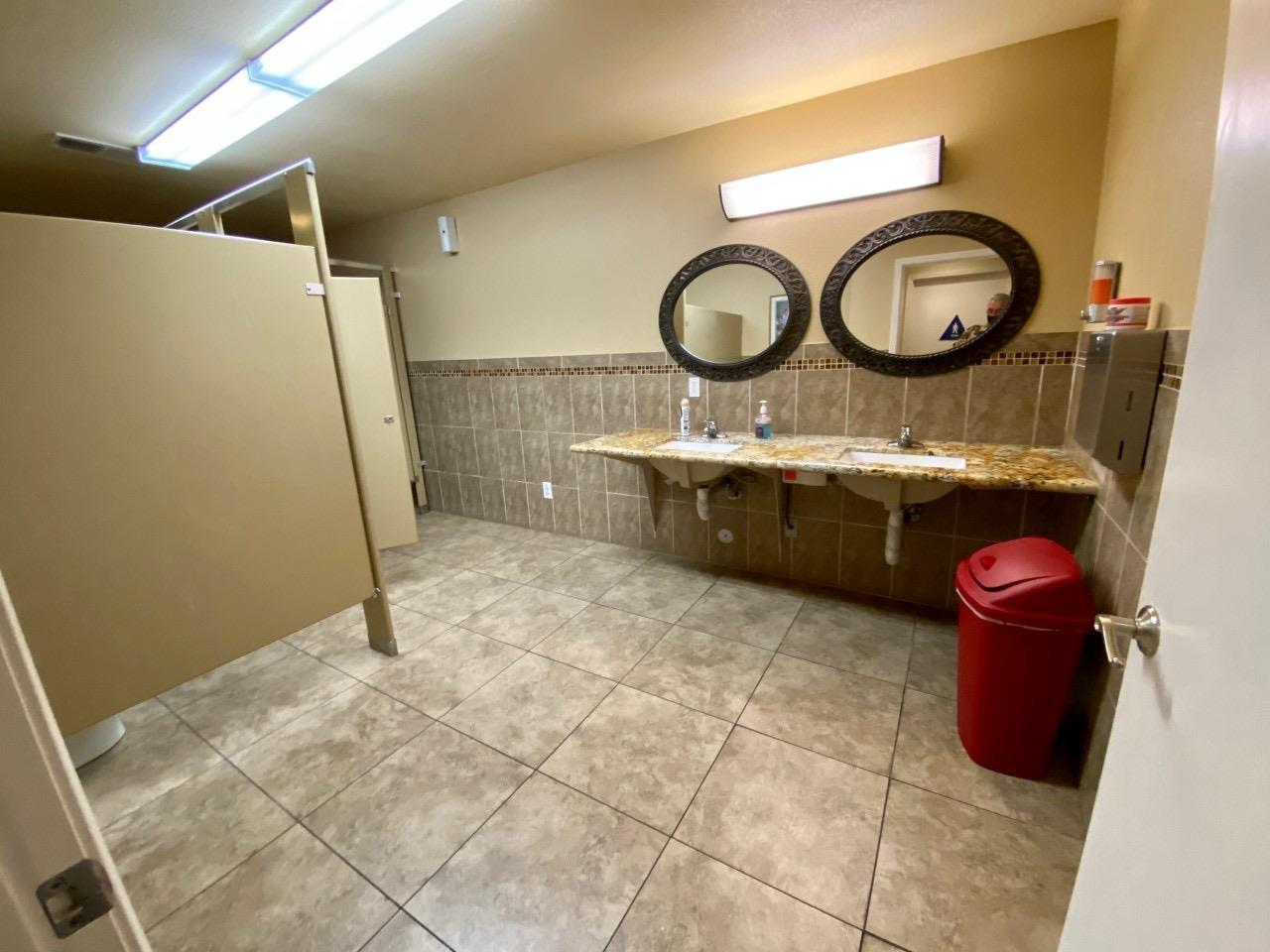 1218 E Cleveland Ave #114, Madera, CA 93638