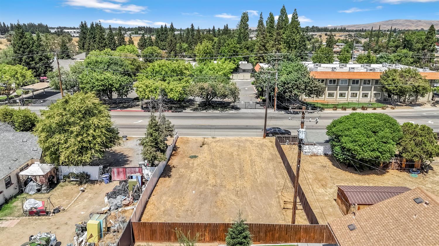 1234 No Address Available, Clovis, CA 93612