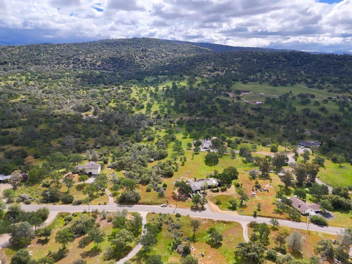 30545 N Dome Dr, Coarsegold, CA 93614