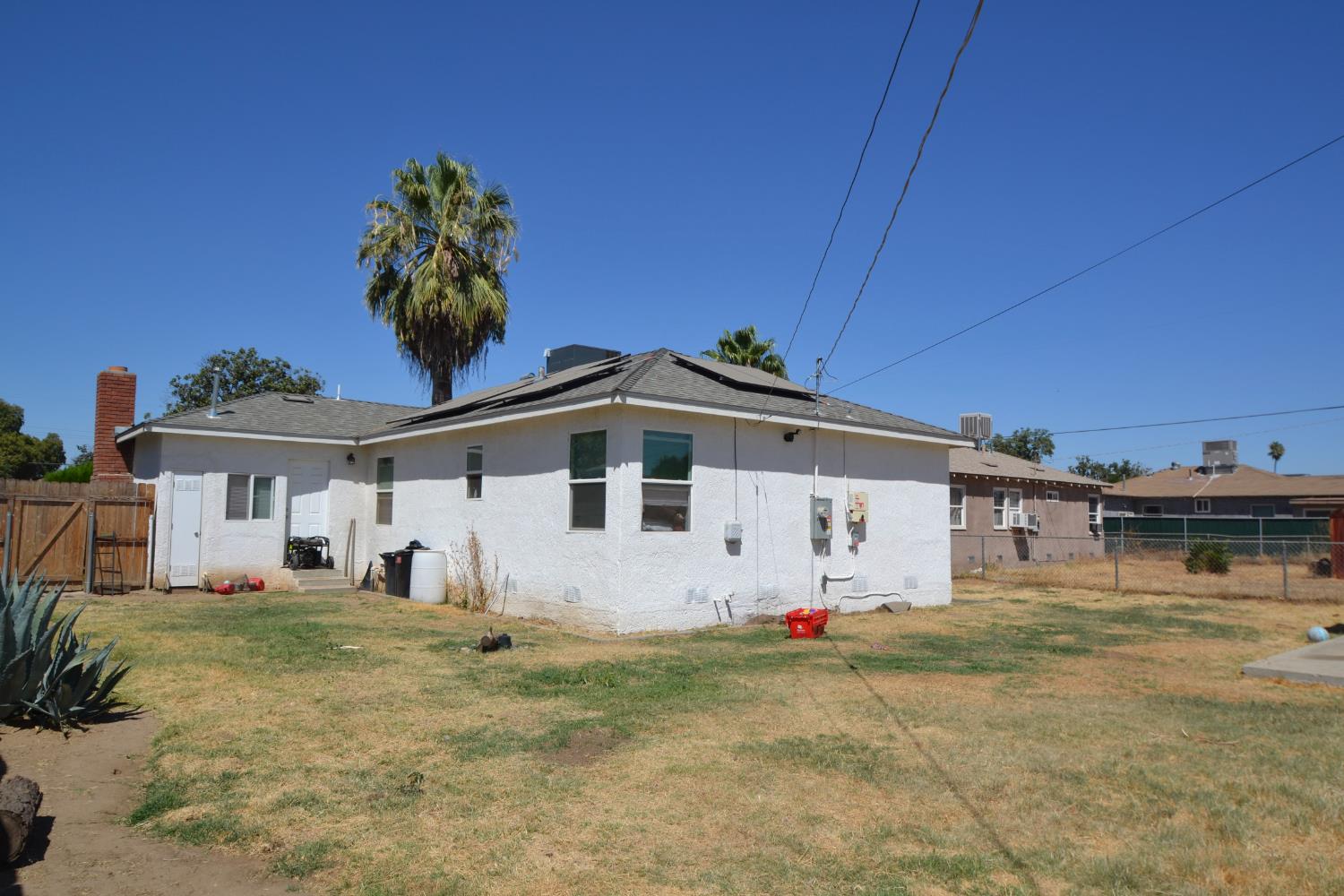 2555 S Lotus Ave, Fresno, CA 93706