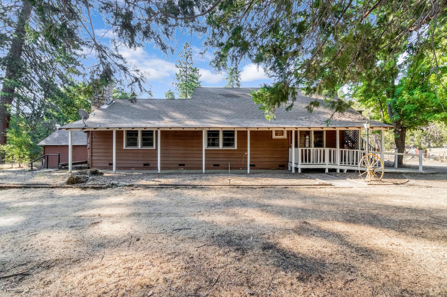 2823 State Highway 49 S, Mariposa, CA 95338