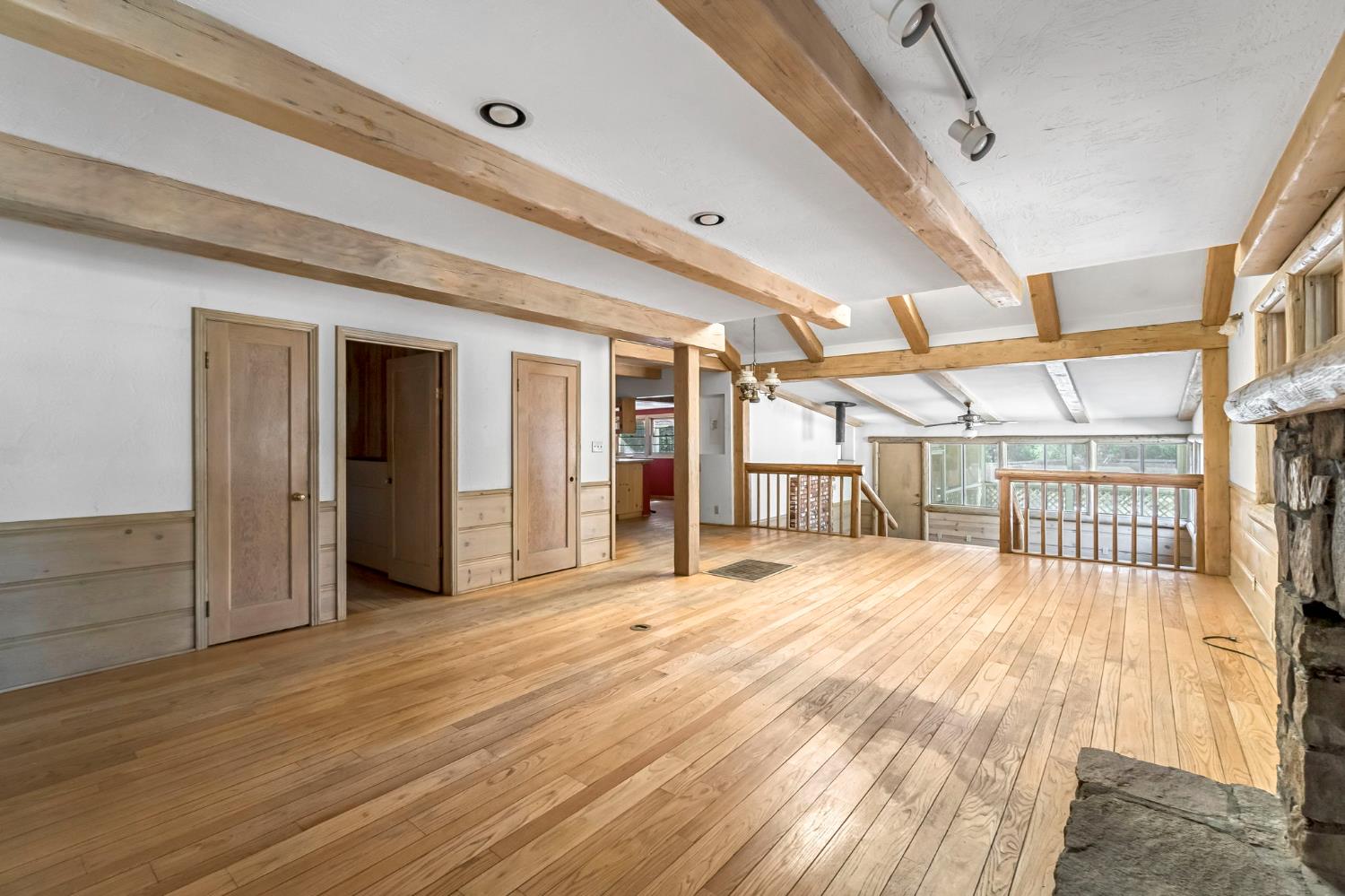 2823 State Highway 49 S, Mariposa, CA 95338