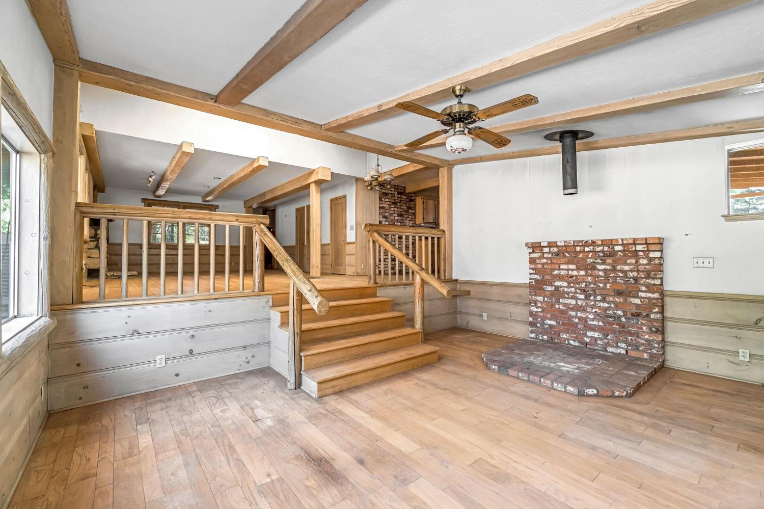 2823 State Highway 49 S, Mariposa, CA 95338