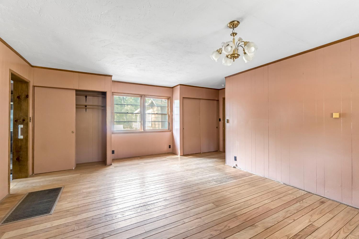 2823 State Highway 49 S, Mariposa, CA 95338