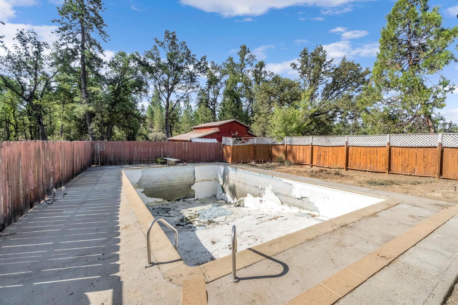 2823 State Highway 49 S, Mariposa, CA 95338