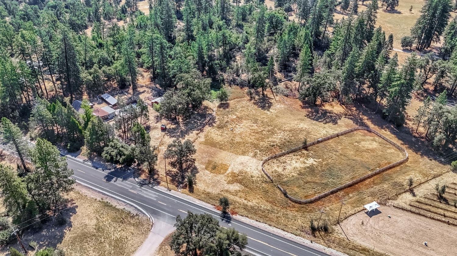 2823 State Highway 49 S, Mariposa, CA 95338