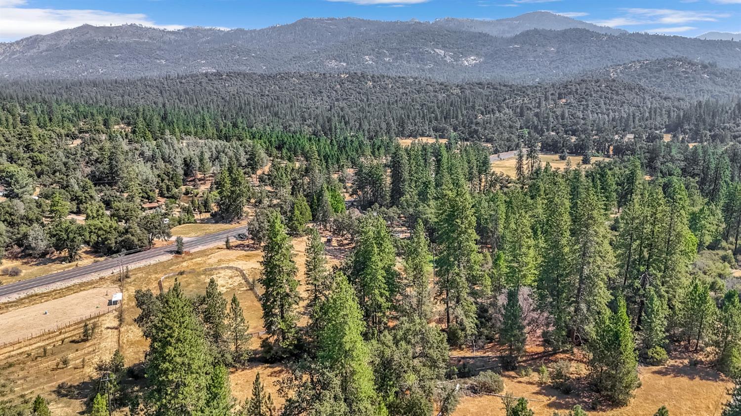 2823 State Highway 49 S, Mariposa, CA 95338