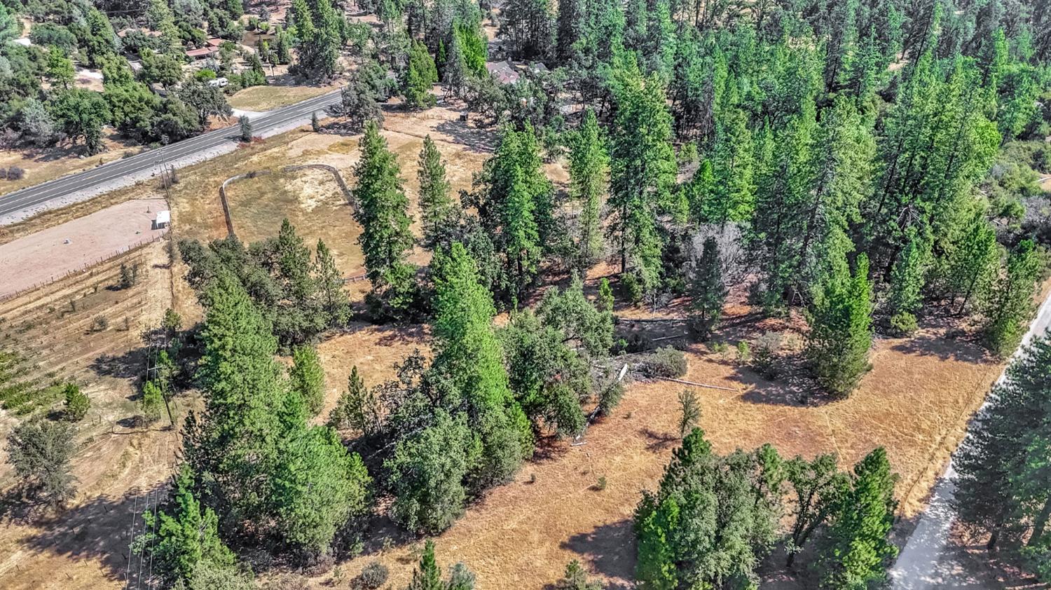 2823 State Highway 49 S, Mariposa, CA 95338